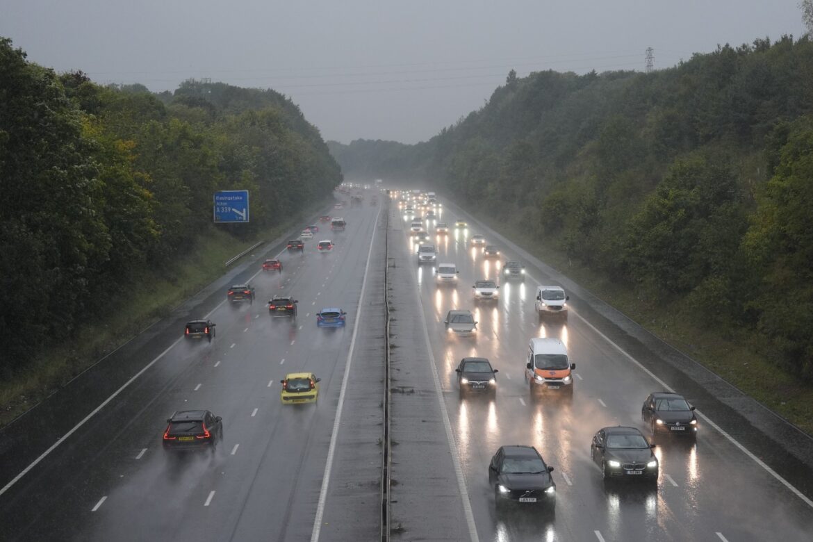 Conditions expected to improve after bad weather disrupts Christmas travel