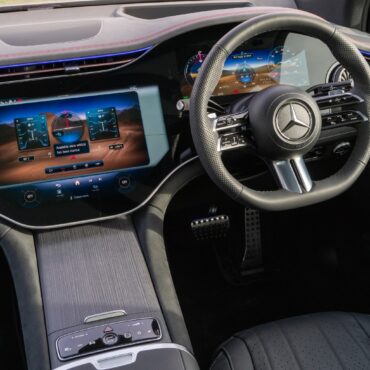 Mercedes cars to get human like conversations through AI systems