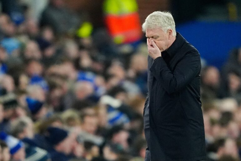 Thursdays football briefing Moyes loses on Everton return as Arsenal ignite title bid