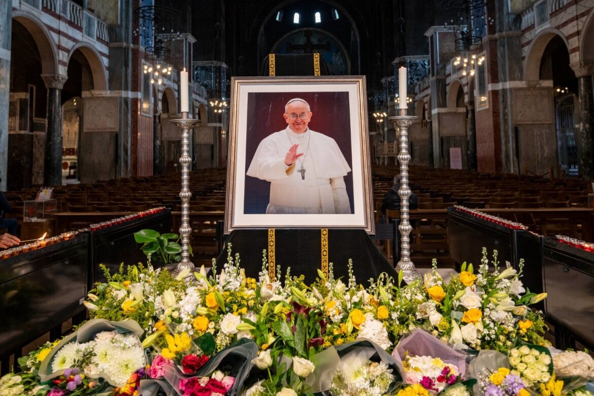 Conclave to elect new pope will start on May 7