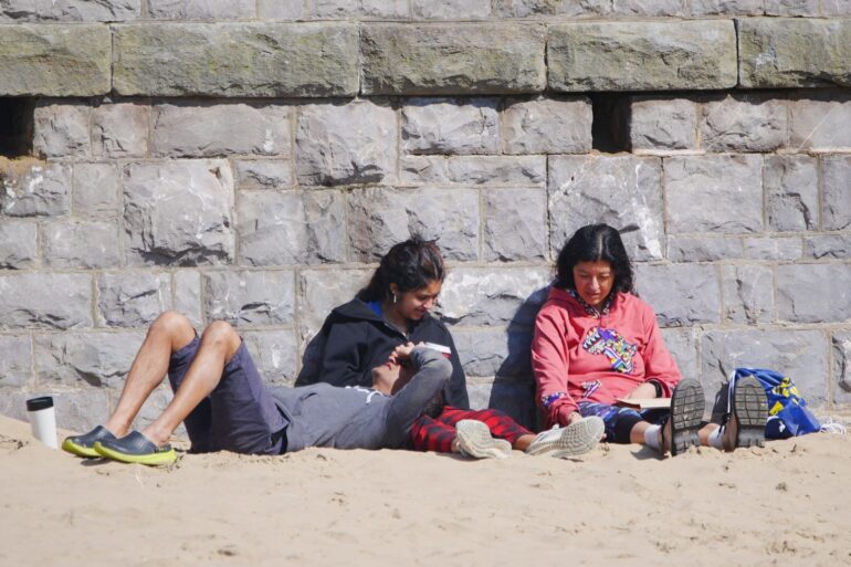 A dry and pleasant Easter Sunday for much of the UK will be followed by rain