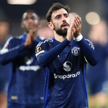 Andre Onana at fault as Man Utd held to late Europa League draw in Lyon