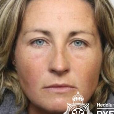 Former police officer jailed over deaths of four paddleboarders