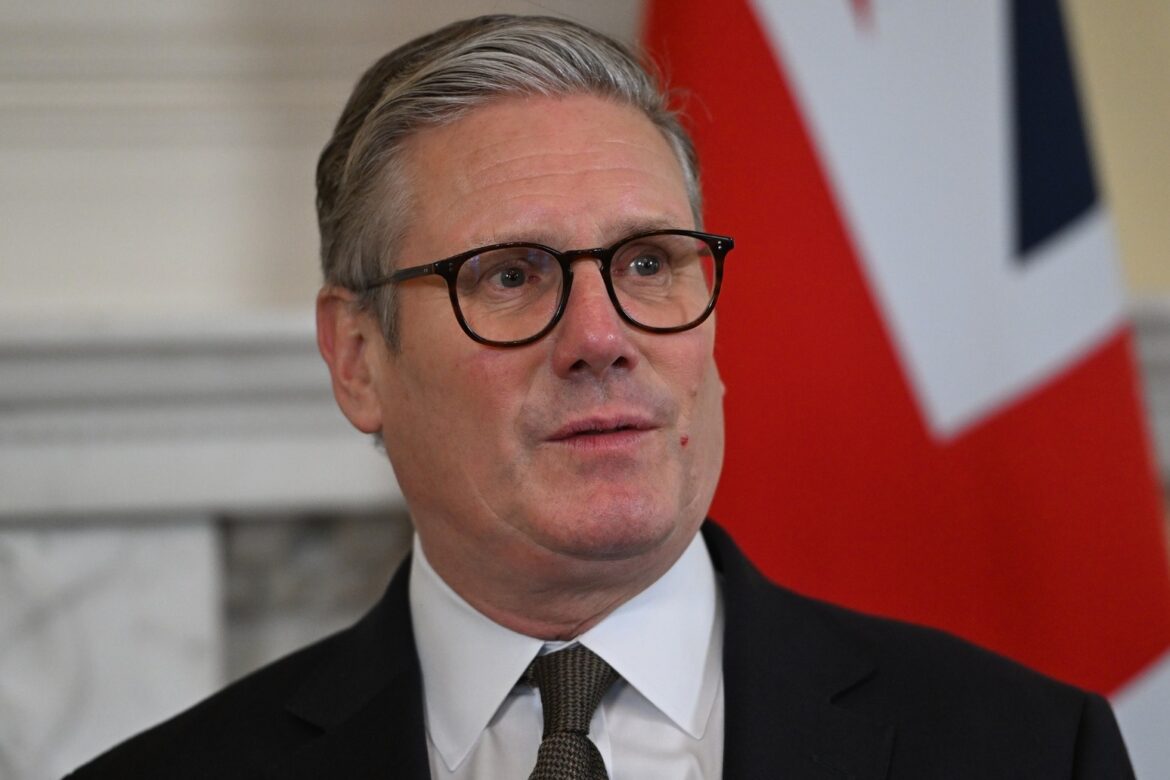 Keir Starmer to give more details on economic support in wake of US tariffs