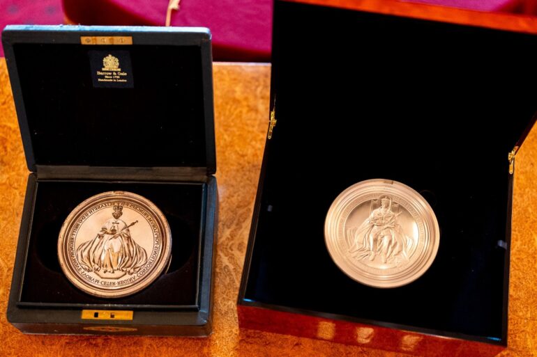 King approves new Great Seal of the Realm for signifying royal approval
