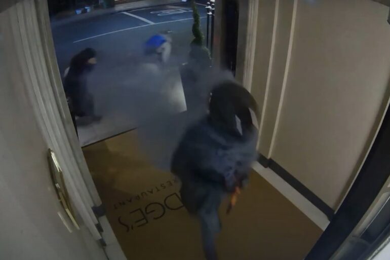 Man caught attempting to steal jewels worth 190k from Claridges Hotel jailed