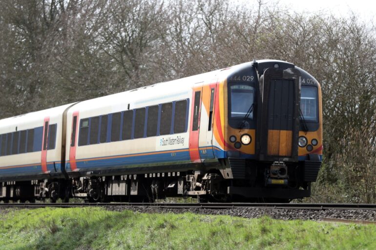 Minimum age for train drivers to be lowered to 18 amid shortage