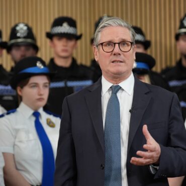 PM unveils plan for putting thousands of bobbies back on the beat