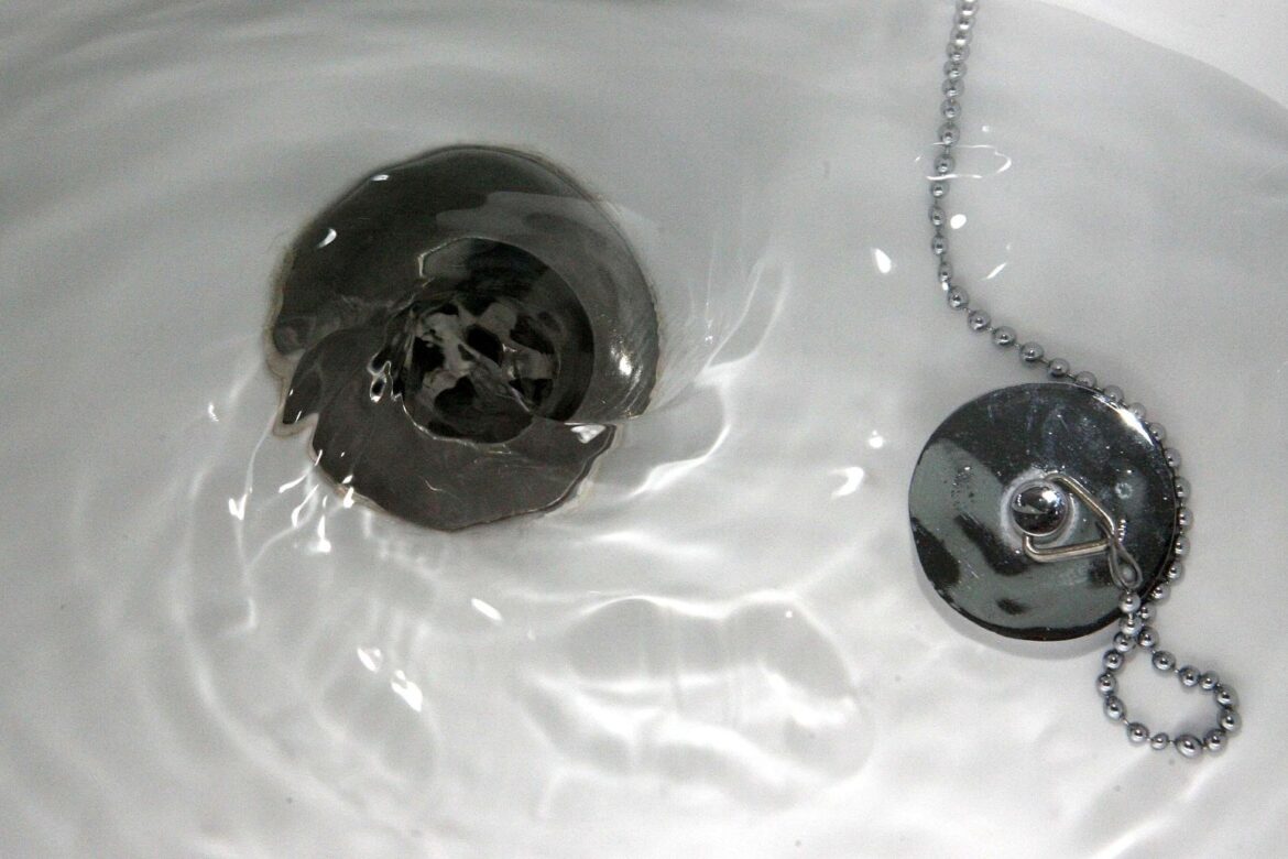 No bonuses to senior bosses at Water Companies
