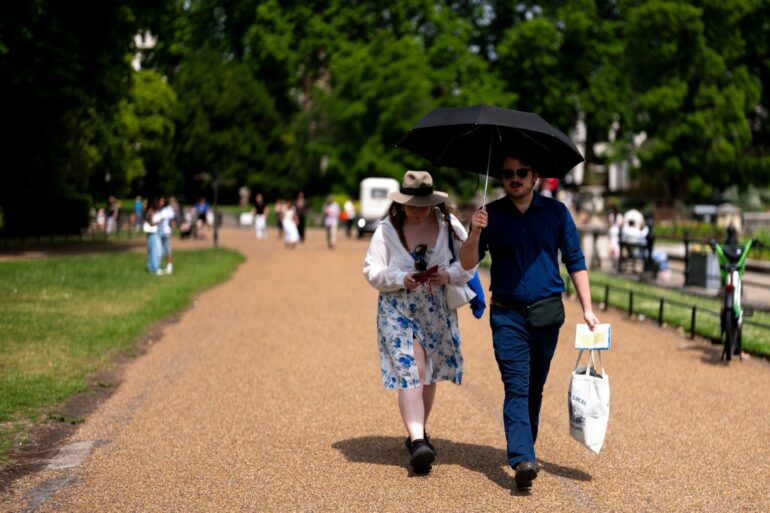 Temperatures could reach 33C this weekend as heatwave set to hit parts of UK