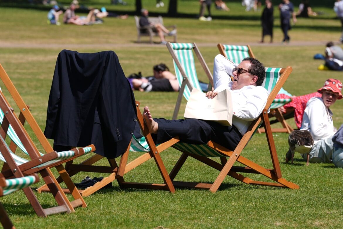 UK set to be hotter than Ibiza at weekend amid driest spring in over 100 years